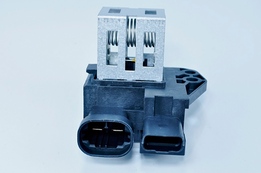 Резистор вентилятора радиатора PSA 207,508,C2,C3,C3 Picasso,C5 (X7)